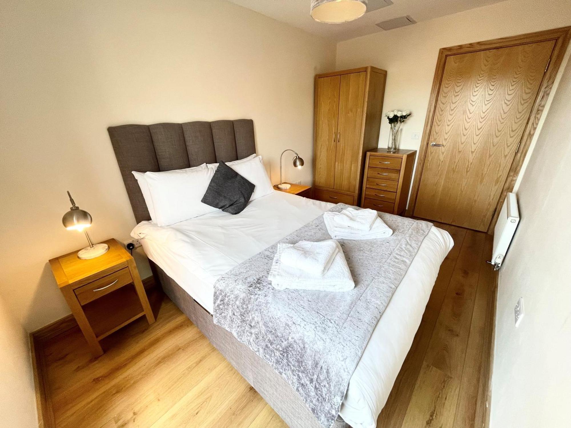 Blue Sky Apartments@Guildford Town Centre Bagian luar foto