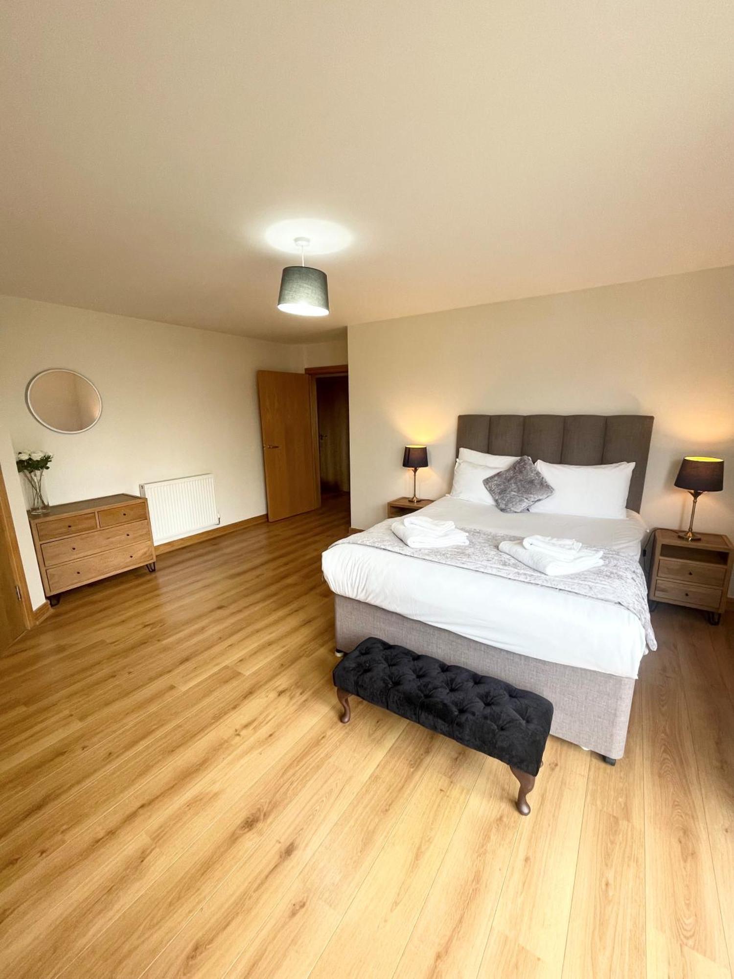Blue Sky Apartments@Guildford Town Centre Bagian luar foto