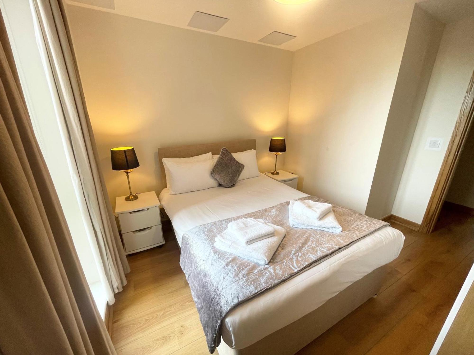 Blue Sky Apartments@Guildford Town Centre Bagian luar foto